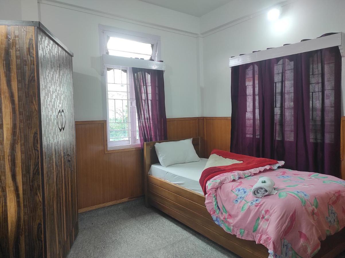 Hotel Tawang Regency Экстерьер фото