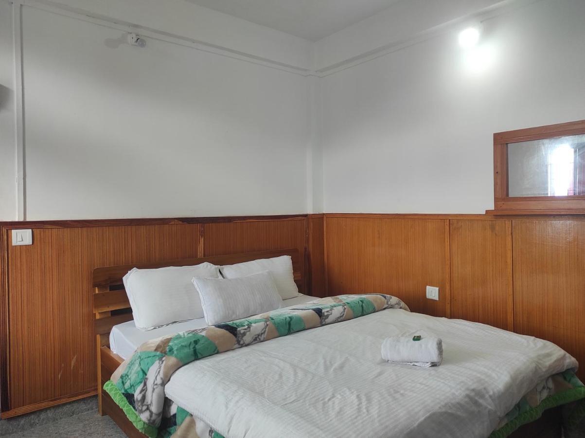 Hotel Tawang Regency Экстерьер фото