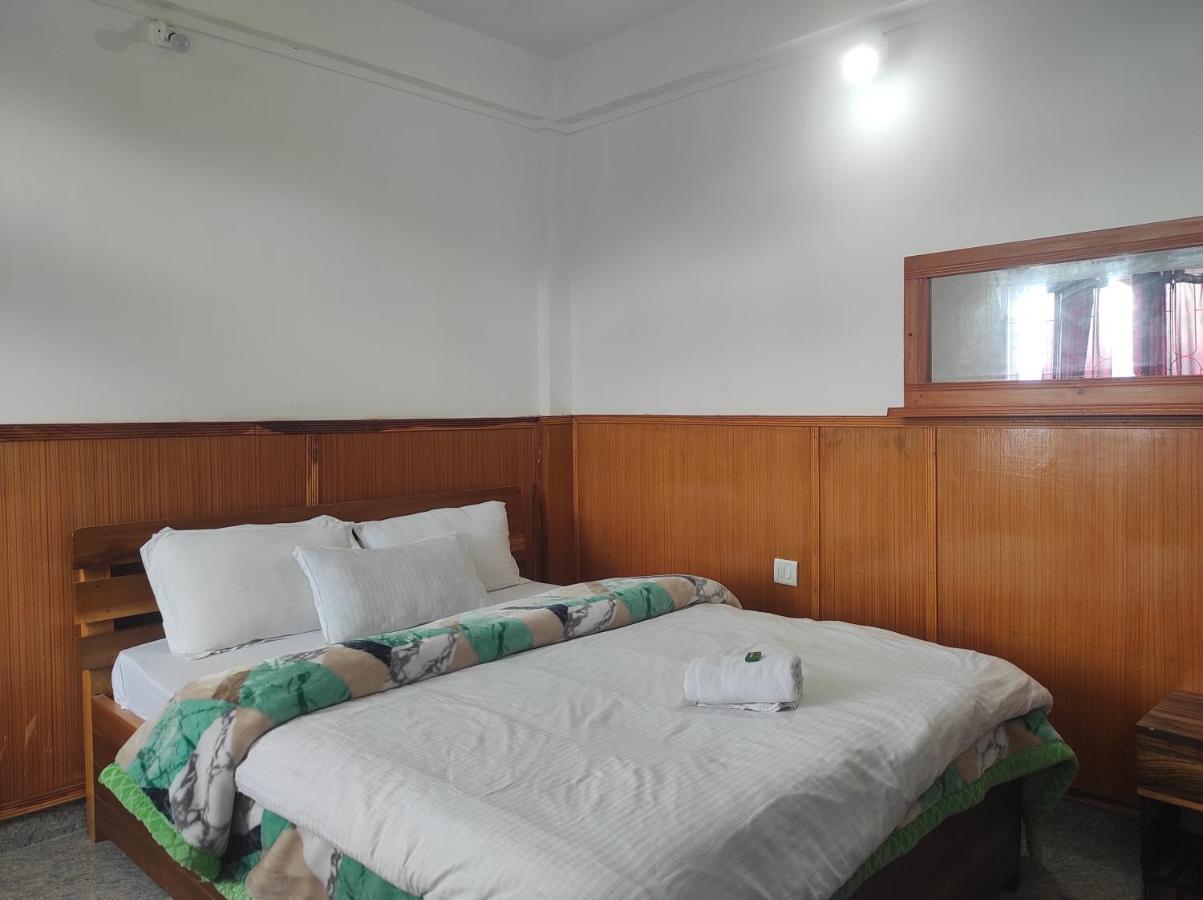 Hotel Tawang Regency Экстерьер фото