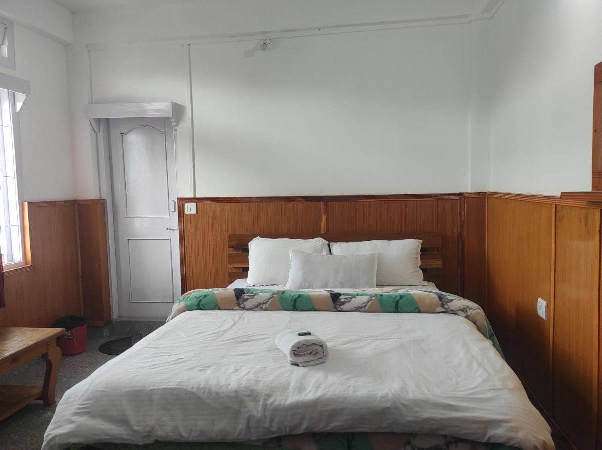 Hotel Tawang Regency Экстерьер фото